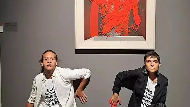 Экоактивисты облили красной краской картину Пикассо в Лиссабоне