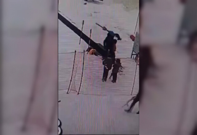 Шестилетний мальчик впал в кому после попадания шарфа в подъемник