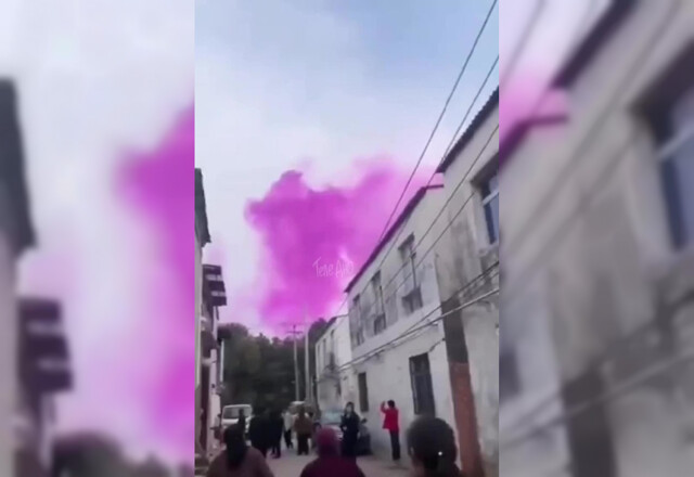 В Китае  небо окрасилось в ярко-фиолетовый цвет