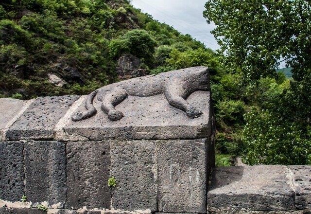 Армянский «мост с кошками». Ему больше 800 лет, и он очень хорош!