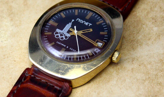 Часы с олимпийской символикой. 1980 год