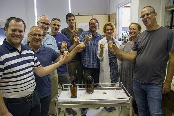 Как ученые из Израиля воссоздали пиво из Библии! Они использовали дрожжи 5000-летней давности