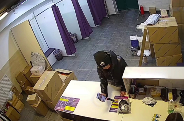 «Я тебе сейчас лицо разобью, поняла?»