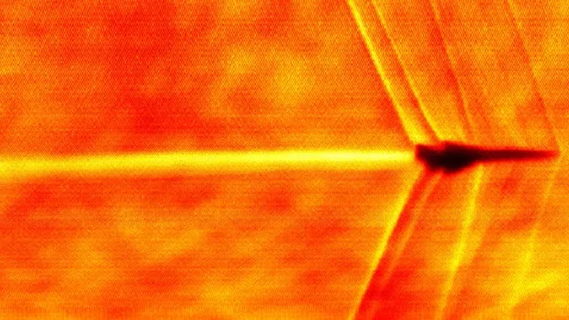 NASA показало на фото момент преодоления самолётом звукового барьера