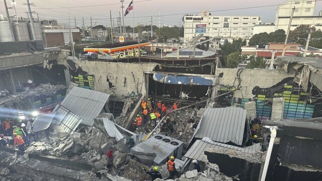 Крыша обрушилась в ночном клубе в Доминикане