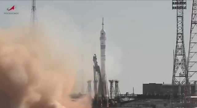 Страна Бензоколонка опять кого-то в космос отправила