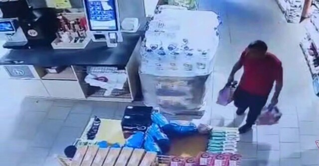 Мужчина дважды пытался похитить алкоголь из закрытого магазина