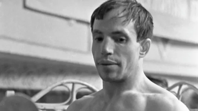 Жена спилась, а сын его зарезал