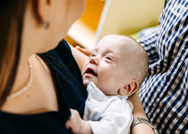 Врачи спасли новорожденного весом 415 граммов и ростом 22 сантиметра⁠⁠