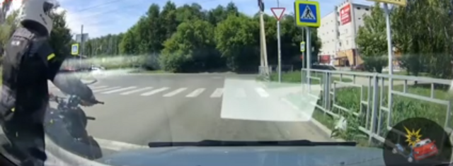 Дтп с мотоциклистом в Барнауле