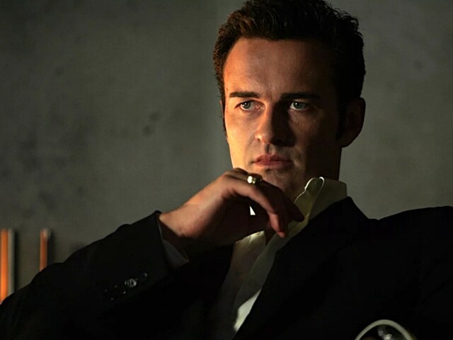 Умер звезда "Зачарованных" и "Частей тела" Джулиан Макмэхон