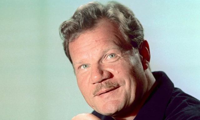 «Я считаю, что надо кончать снимать Пуговкина». Почему не заштамповался Михаил Пуговкин?