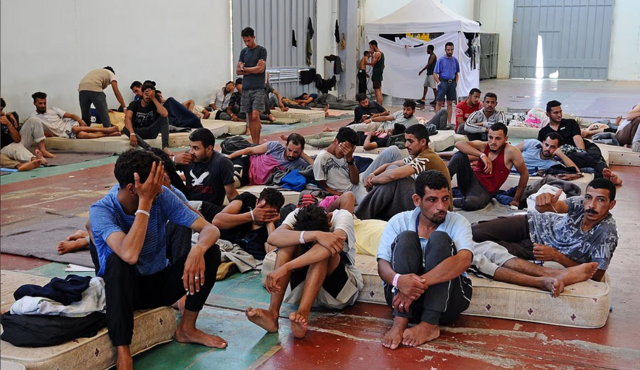 Греки мигрантам: "Мы вам не рады"