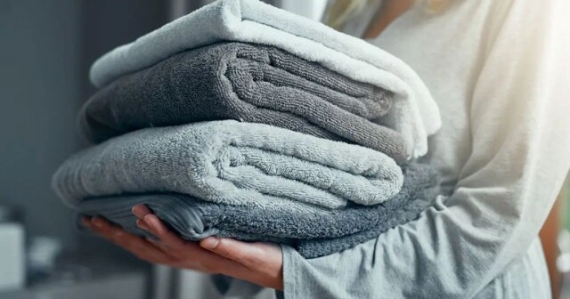 Микробиолог объяснил, как часто нужно стирать полотенца