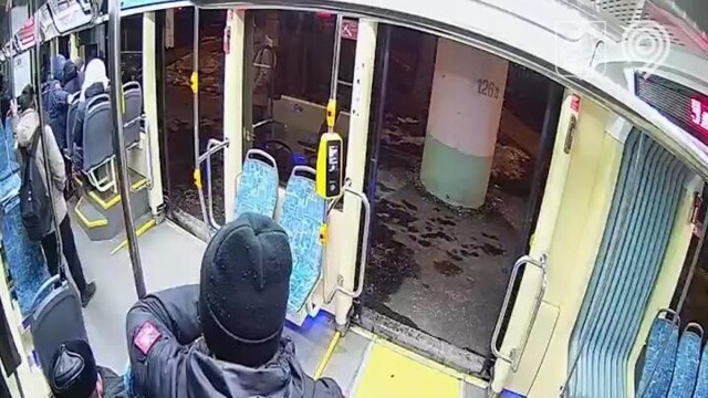 Безбилетник получил 3,5 года лишения свободы за распыление перцовки в лицо контролера⁠⁠