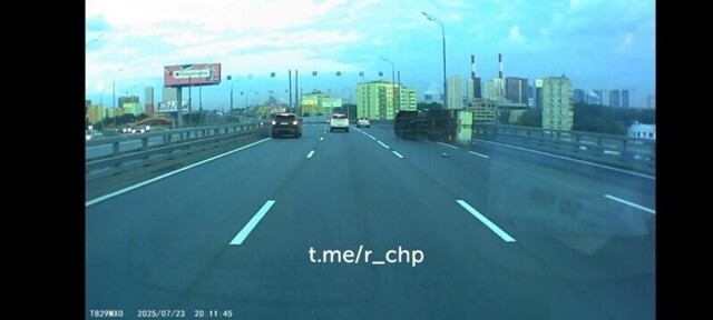 ДТП с участием каршеринга (женщина) и Газели (двое мужчин) ТТК, Москва