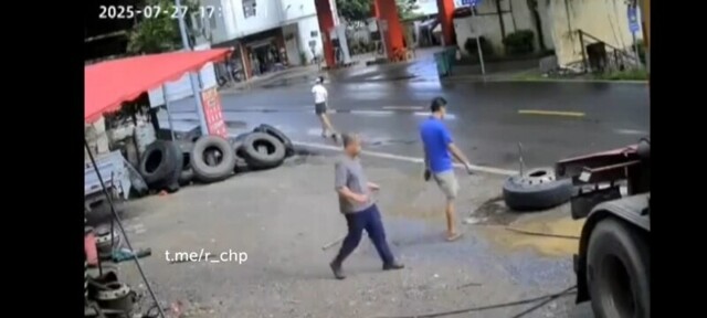 Нормально так бумкнуло