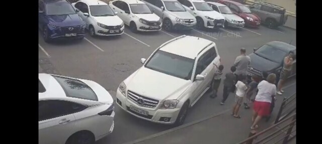 Ну очень вместительный автомобиль!