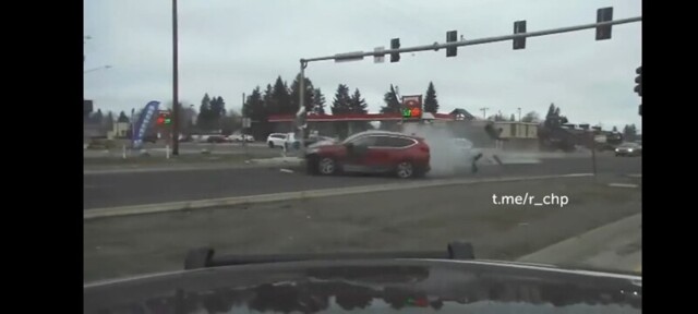 Всегда так перекрестки проезжаю! ДТП в США штата Айдахо