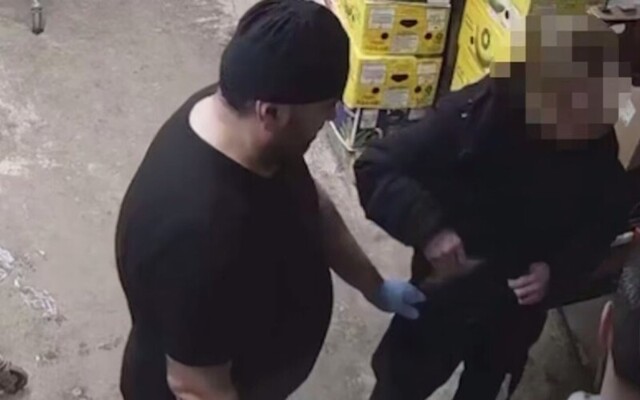 Закладчик попался на воровстве продуктов в магазине