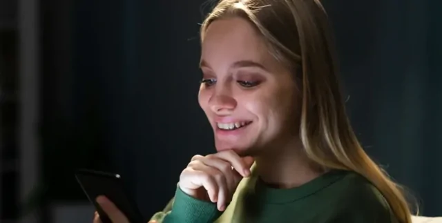 Помолвка с ИИ: девушка согласилась на предложение чатбота выйти замуж