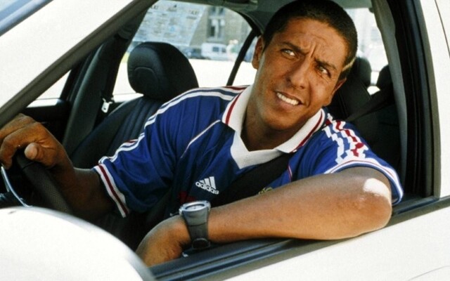 Звезда фильмов «Такси» снялся в рекламе магазина одежды в России