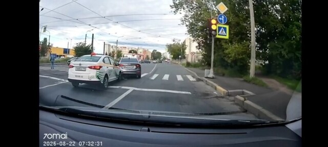 ДТП в Санкт-Петербурге "Классно все придумано и исполнено"