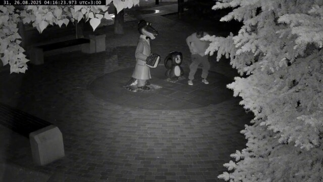 В Волгоградской области обгадили памятник Чебурашке