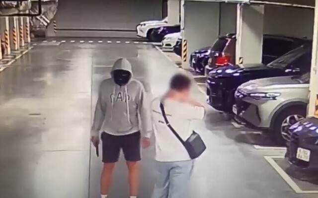 В Нижнем Новгороде парень с пистолетом угнал у нижегородца BMW за 13 000 000 рублей