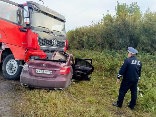 ДТП в Свердловской области "Три трупа в легковушке"