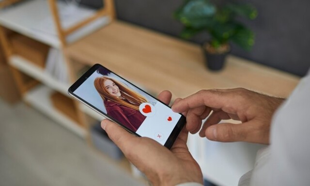 В России предложили запретить сайты знакомств