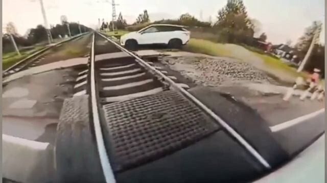 ДТП на ЖД переезде под Питером "перепутала педали"