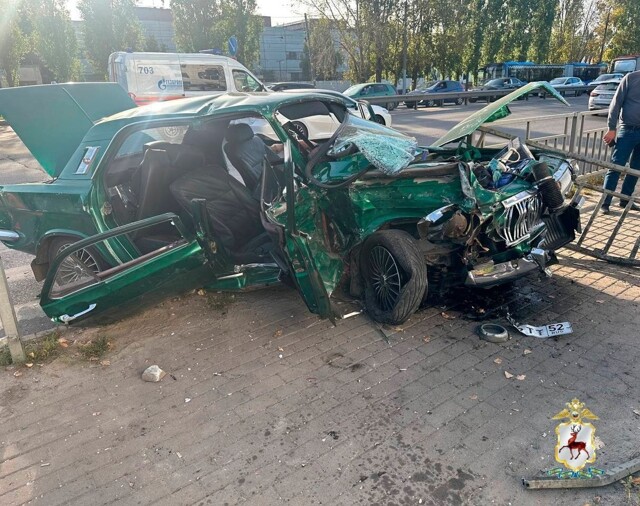 ДТП в Нижнем Новгороде на красный  ""Волга" красивая была..."