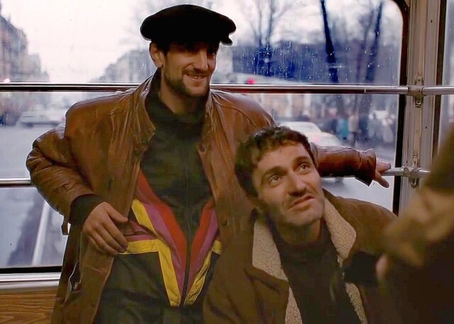 11 мемных фраз из русских фильмов 90-х и 2000-х, которые мы всё ещё помним