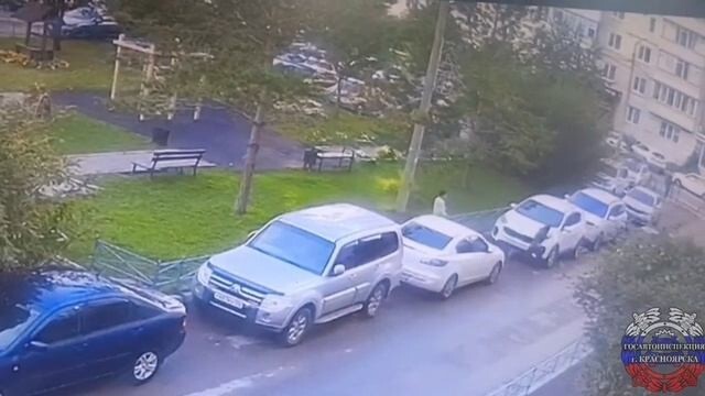 ДТП во дворе Красноярска "Пробегали"