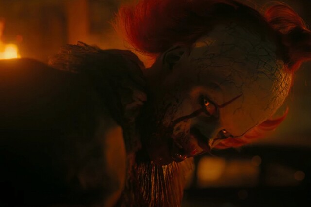 Жуткий Пеннивайз вернулся: свежий трейлер «Оно: Добро пожаловать в Дерри»