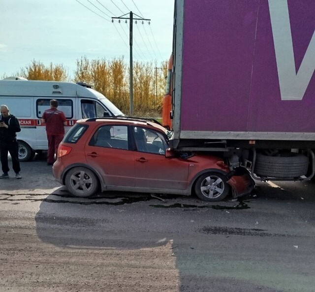 Женщина за рулём устроила ДТП в Ачинске "Инвалид по зрению"