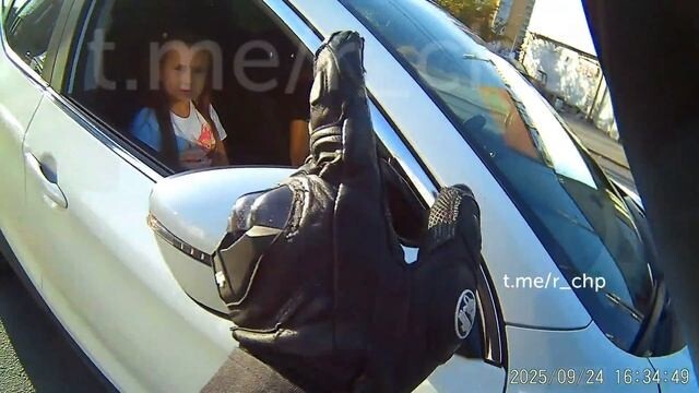 Самара, спор автоледи и самокатчика "Диалоги о поворотниках"