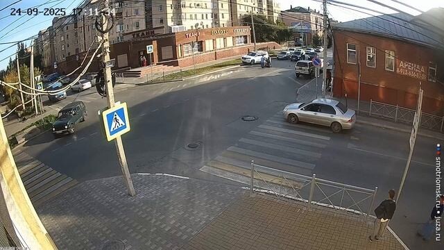 ДТП в Омске с курьером "Тыдыщ"