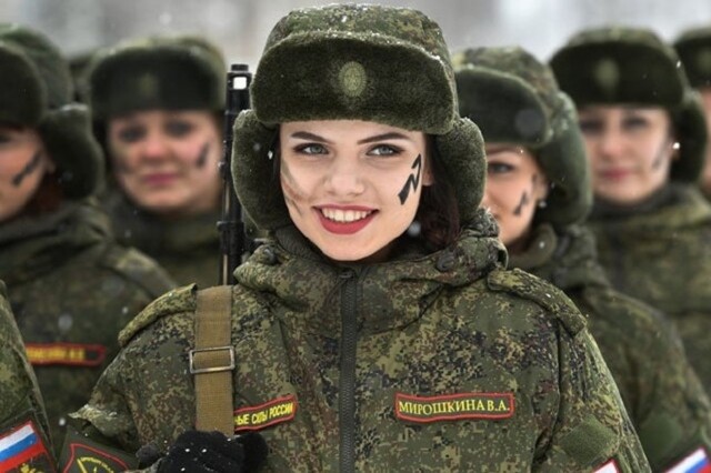 В России может появиться новый праздник: День Защитницы Отечества