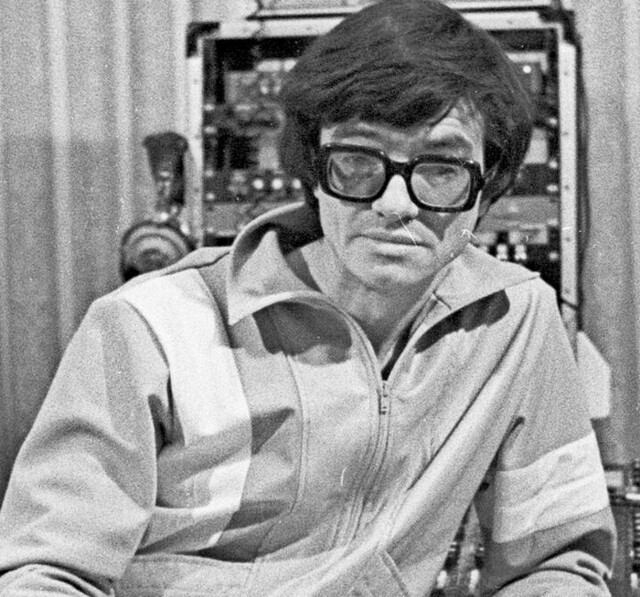 Ушёл к своим Банановым Островам