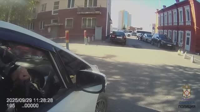 Омск: неповиновение законным требованиям автоинспекторов, погоня