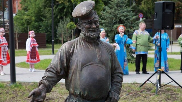 Где живут вислоухи и косопузы: исторические прозвища русских горожан