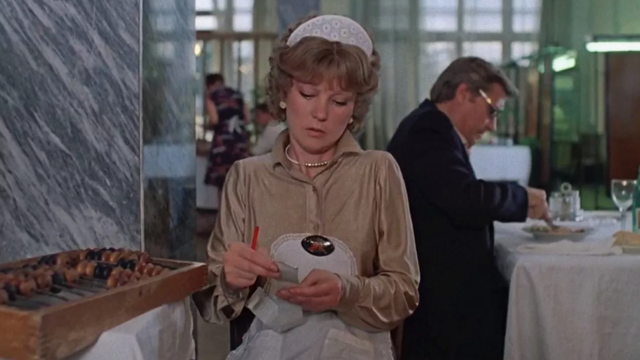 Загадка из СССР: странный заказ официантке и ее странное имя. Рассказываю любознательным