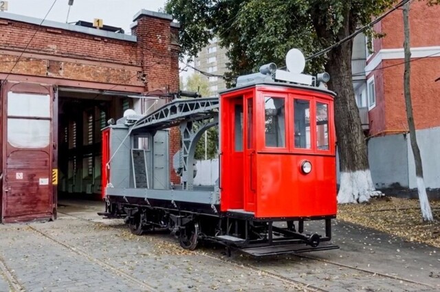 В Москве отреставрировали раритетный грузовой трамвай 1932 года
