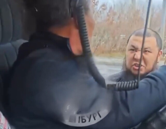 На оренбургской дороге разыгрался конфликт между водителями