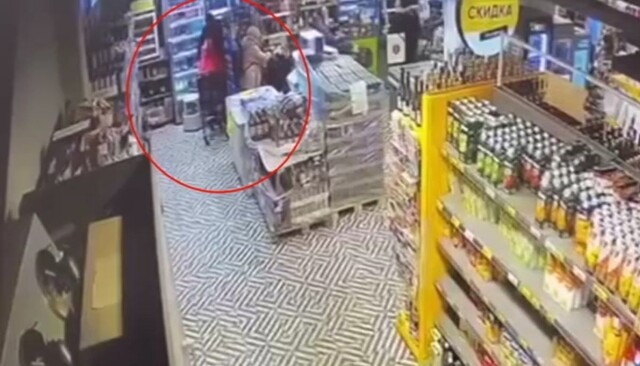Мужчина украл из магазина пакет с сигаретами на сумму более 140 тысяч рублей