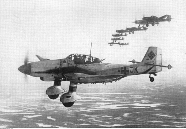 1100 самолетов против 192. Огненный шторм на позициях РККА, неравный бой в небе. Крымская 1943⁠⁠