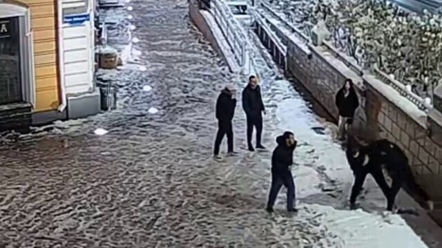 Драка у гастробара в Омске