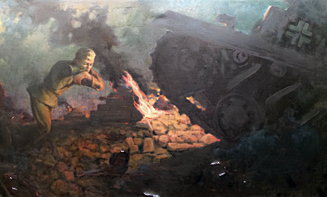 Лишившись рук, 14-летний мальчишка бросился с гранатой под танк⁠⁠